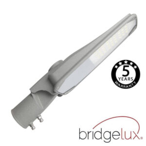Luminária de Poste 100W 3000k-4000k166Lm/W Chip Led Bridgelux - IP65 IK10 615*210*85mm Diâm. Poste 65mm